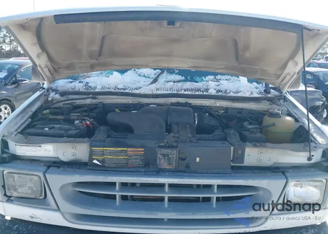 1999 Ford E-350 Super Duty Xl/Xlt z USA, uszkodzony, nr VIN 1FBSS31L4XHA35444